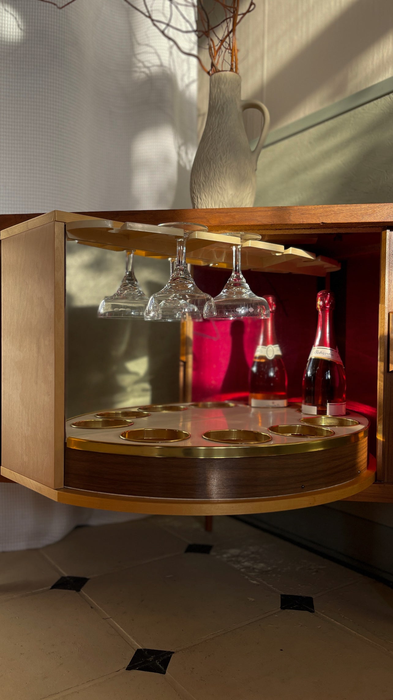50er Barschrank Eckkommode Nussbaum MidCentury