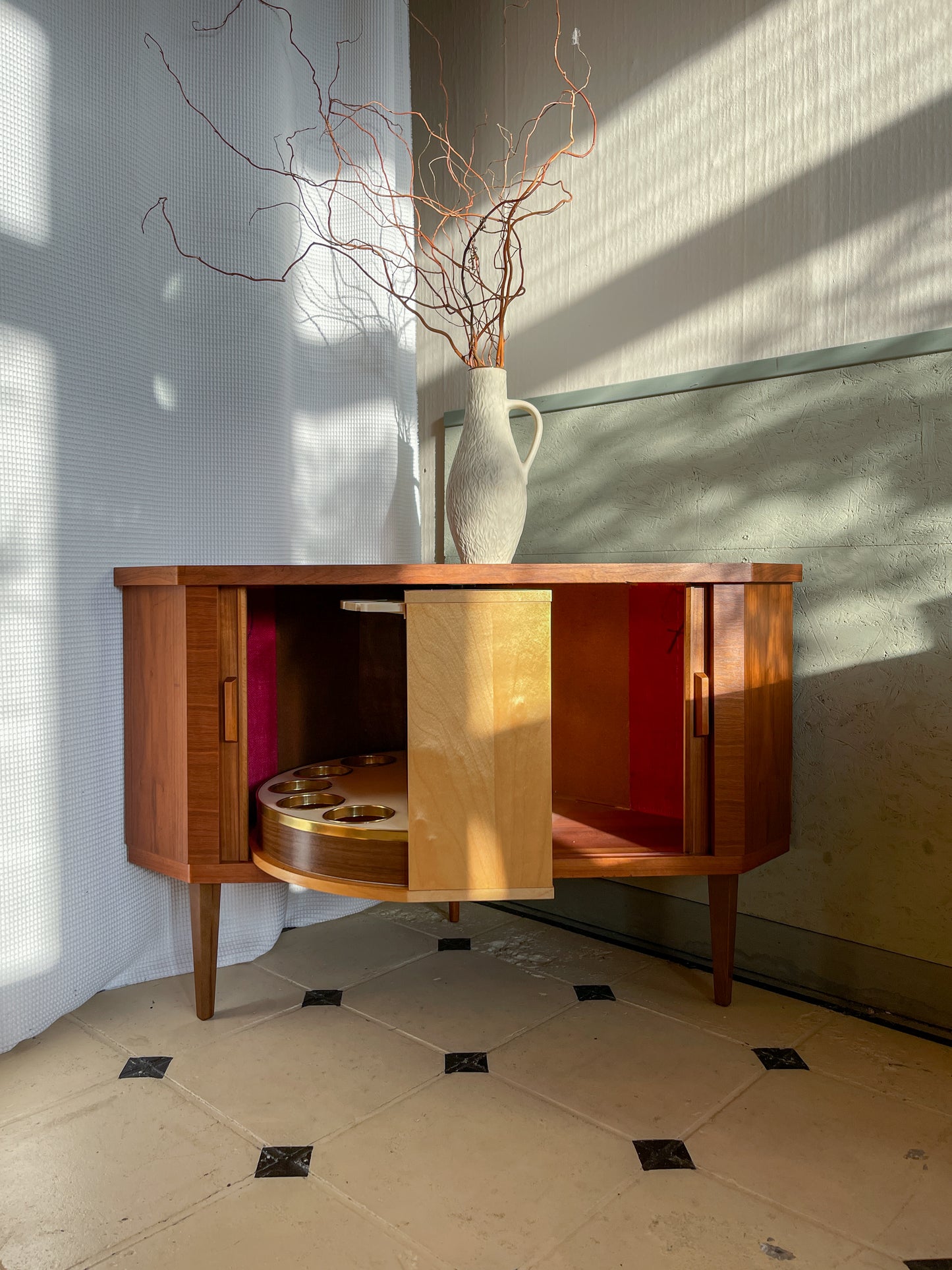 50er Barschrank Eckkommode Nussbaum MidCentury
