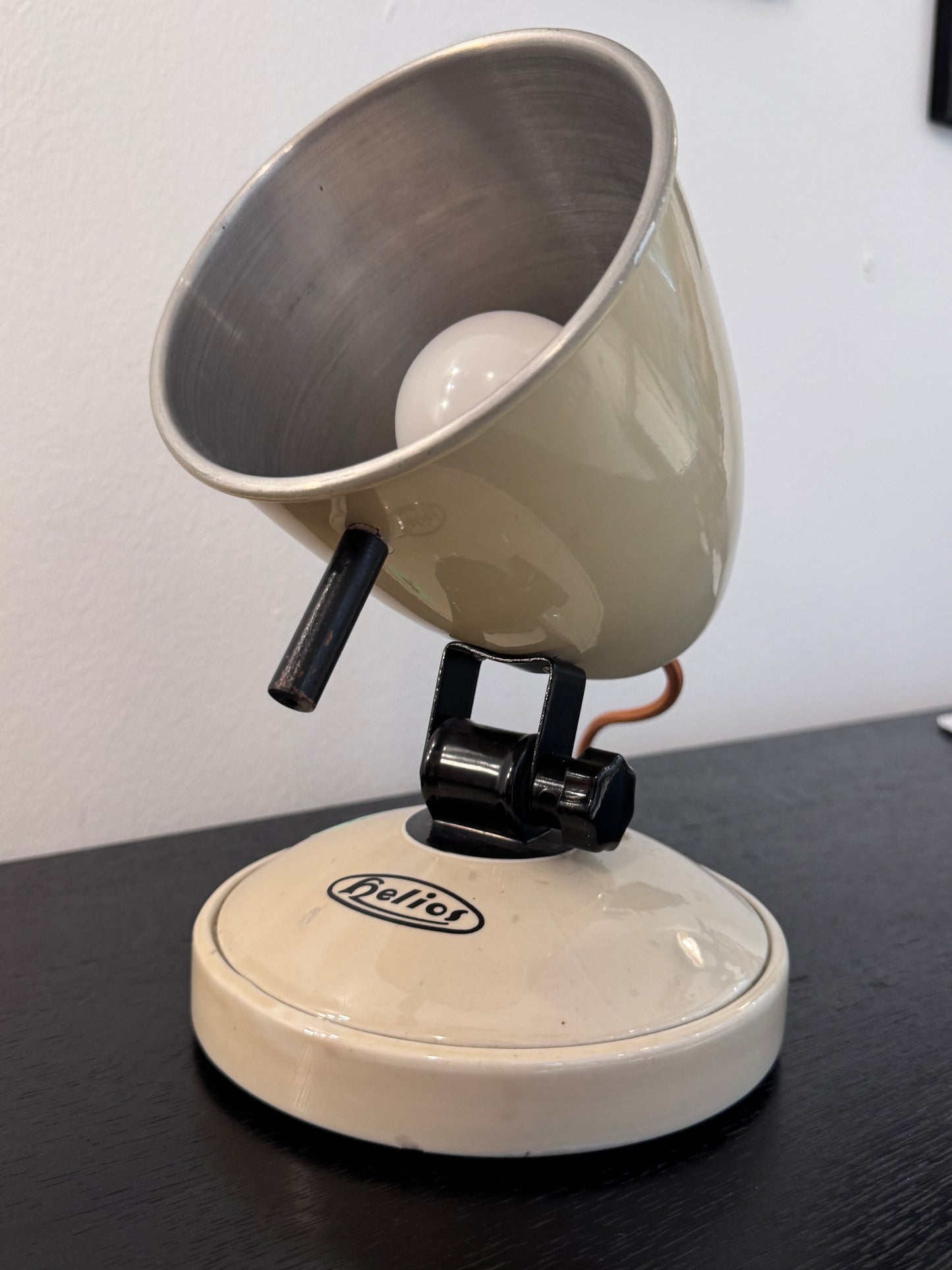 Helios Werk Zwenkau Tischlampe – Typ J, 1950er Jahre