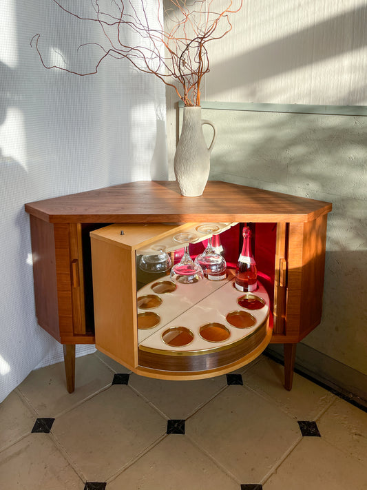 50er Barschrank Eckkommode Nussbaum MidCentury