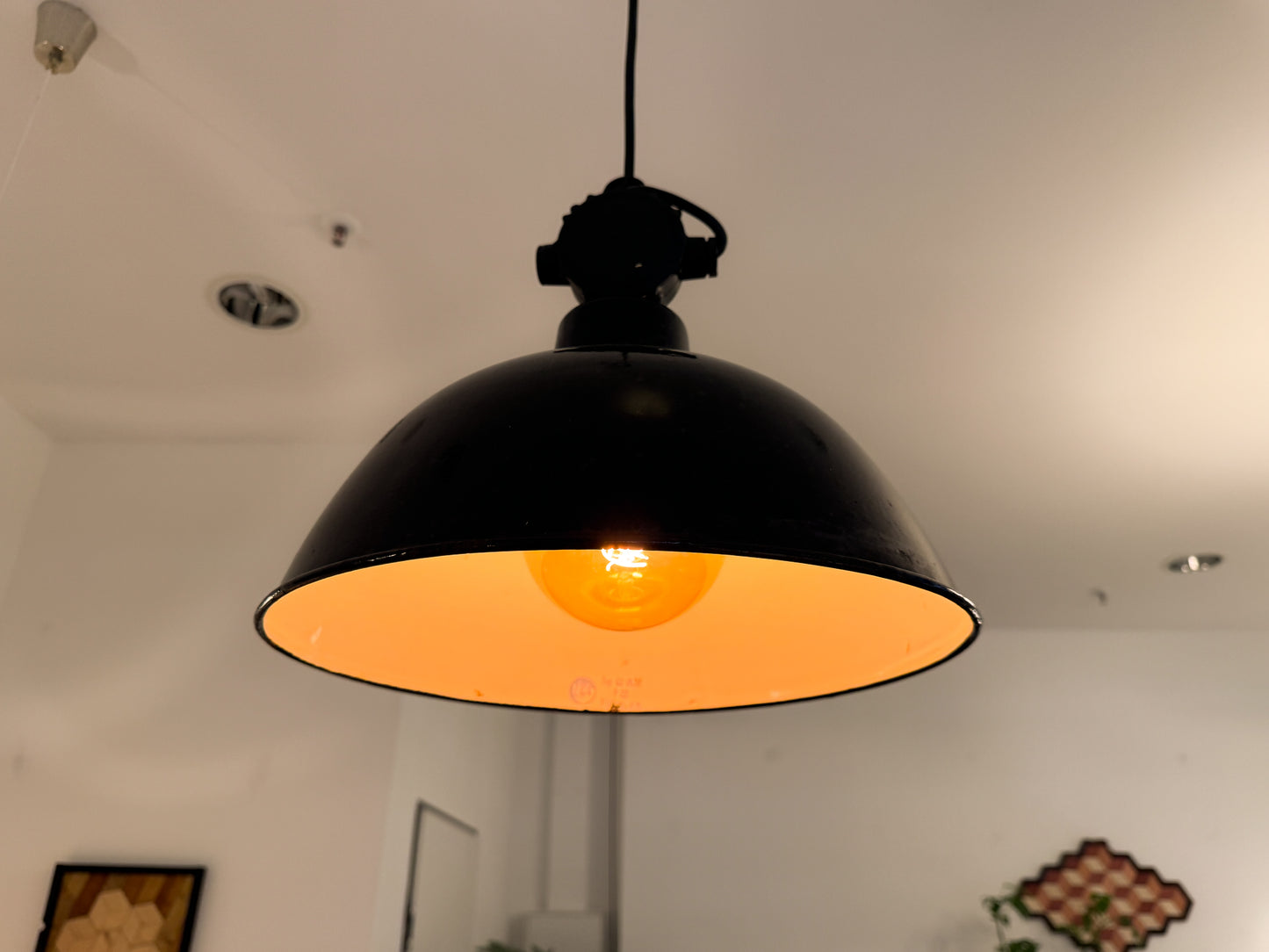 Original Industrie-Pendelleuchte LBD VEB Leuchtenbau Dresden 50er