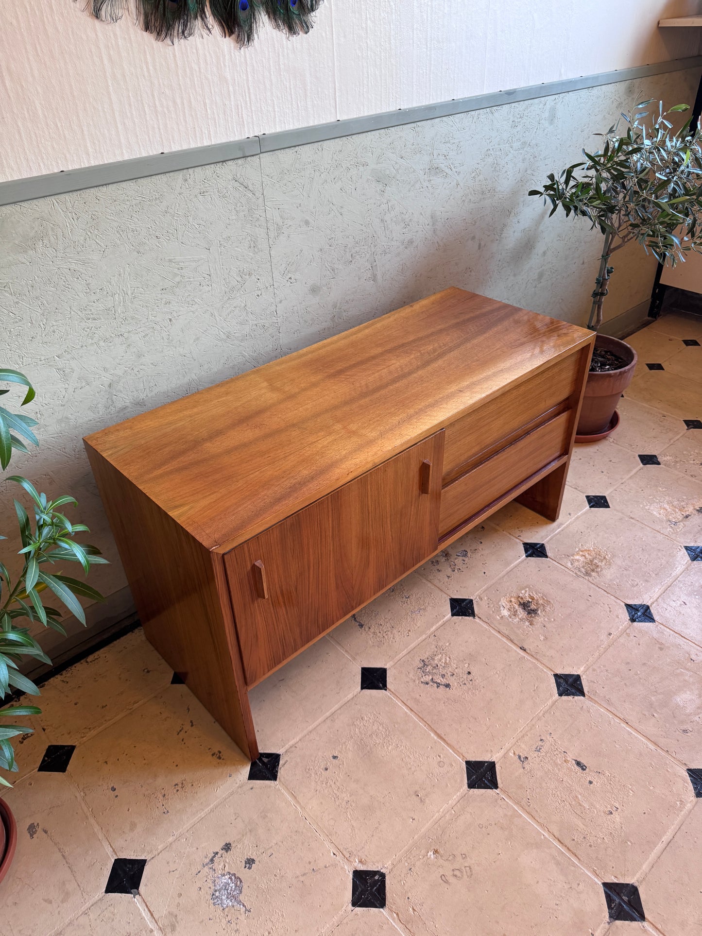 Teak Sideboard Kommode minimal Design Lowboard