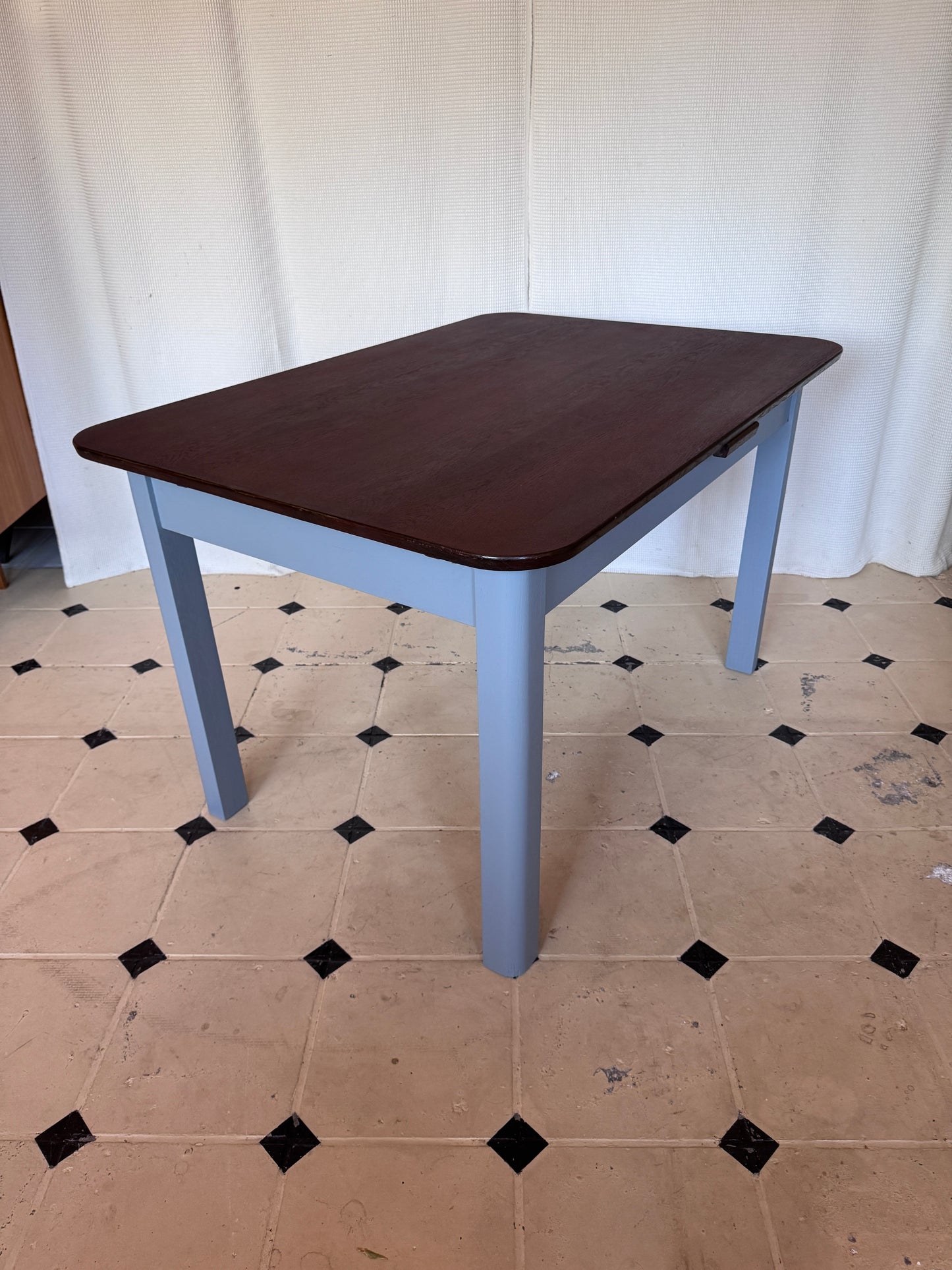 Großer Esstisch „Ostsee“ ausziehbar blau braun Holz massiv 240 cm