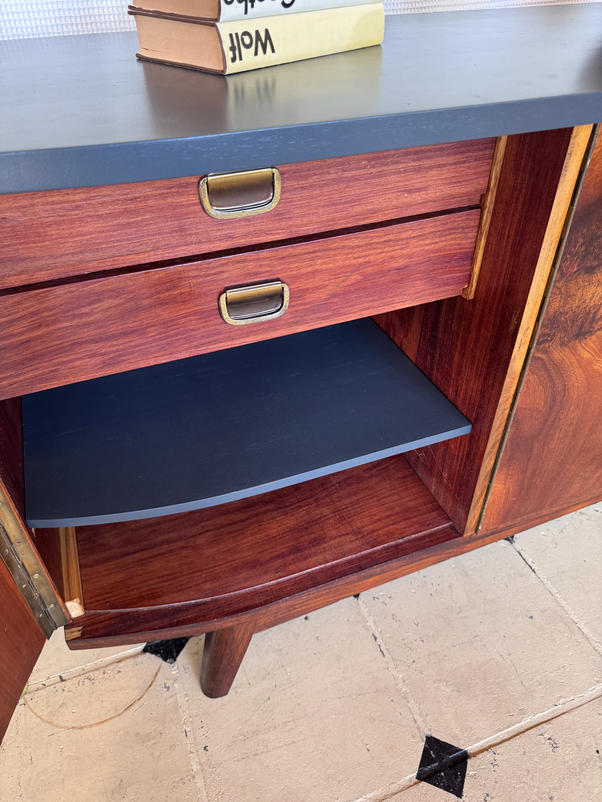 Sideboard TV Board Nussbaum Vollholz 60er Lowboard