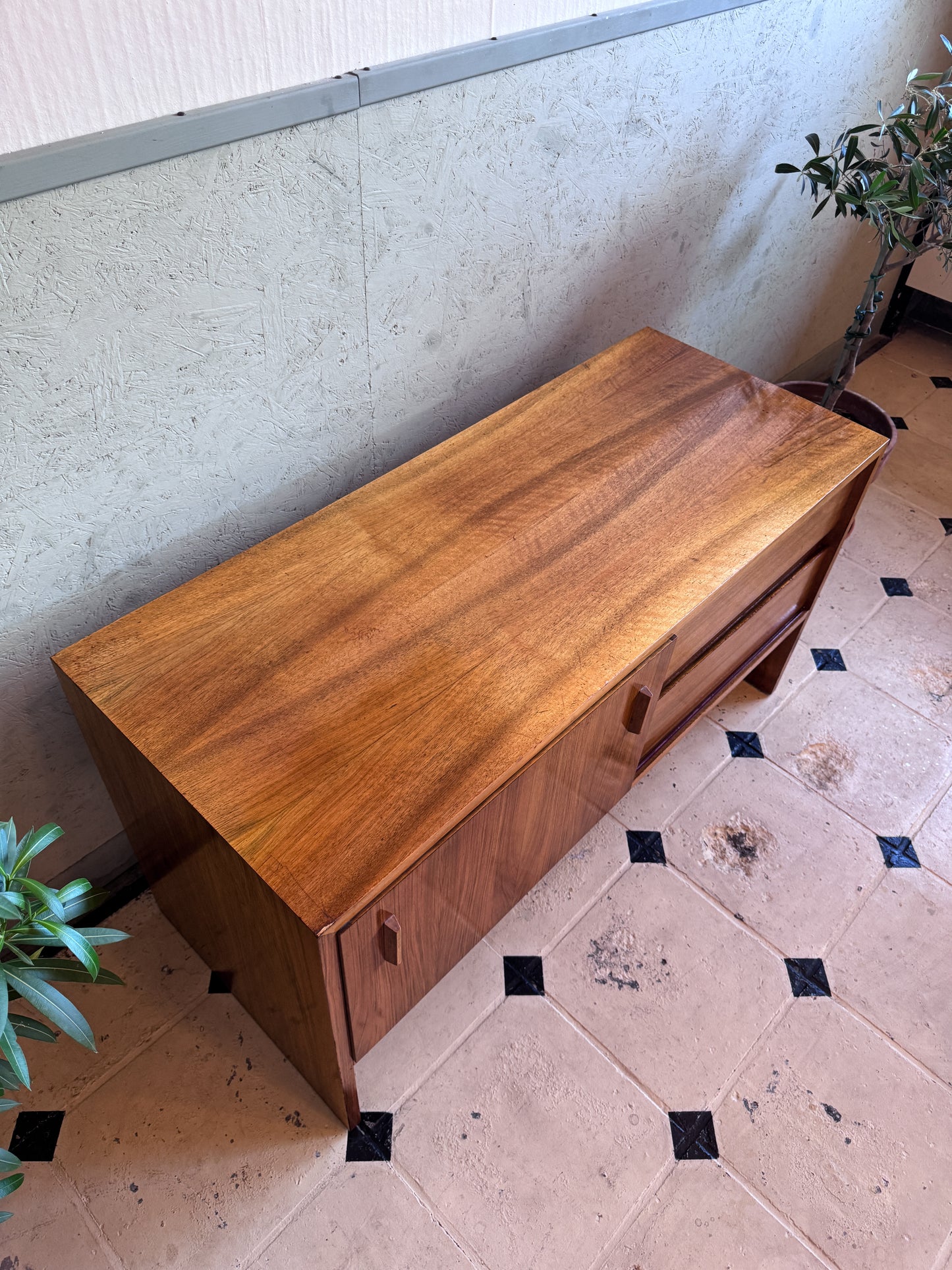 Teak Sideboard Kommode minimal Design Lowboard