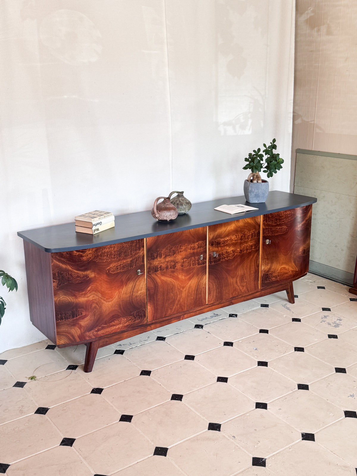Sideboard TV Board Nussbaum Vollholz 60er Lowboard