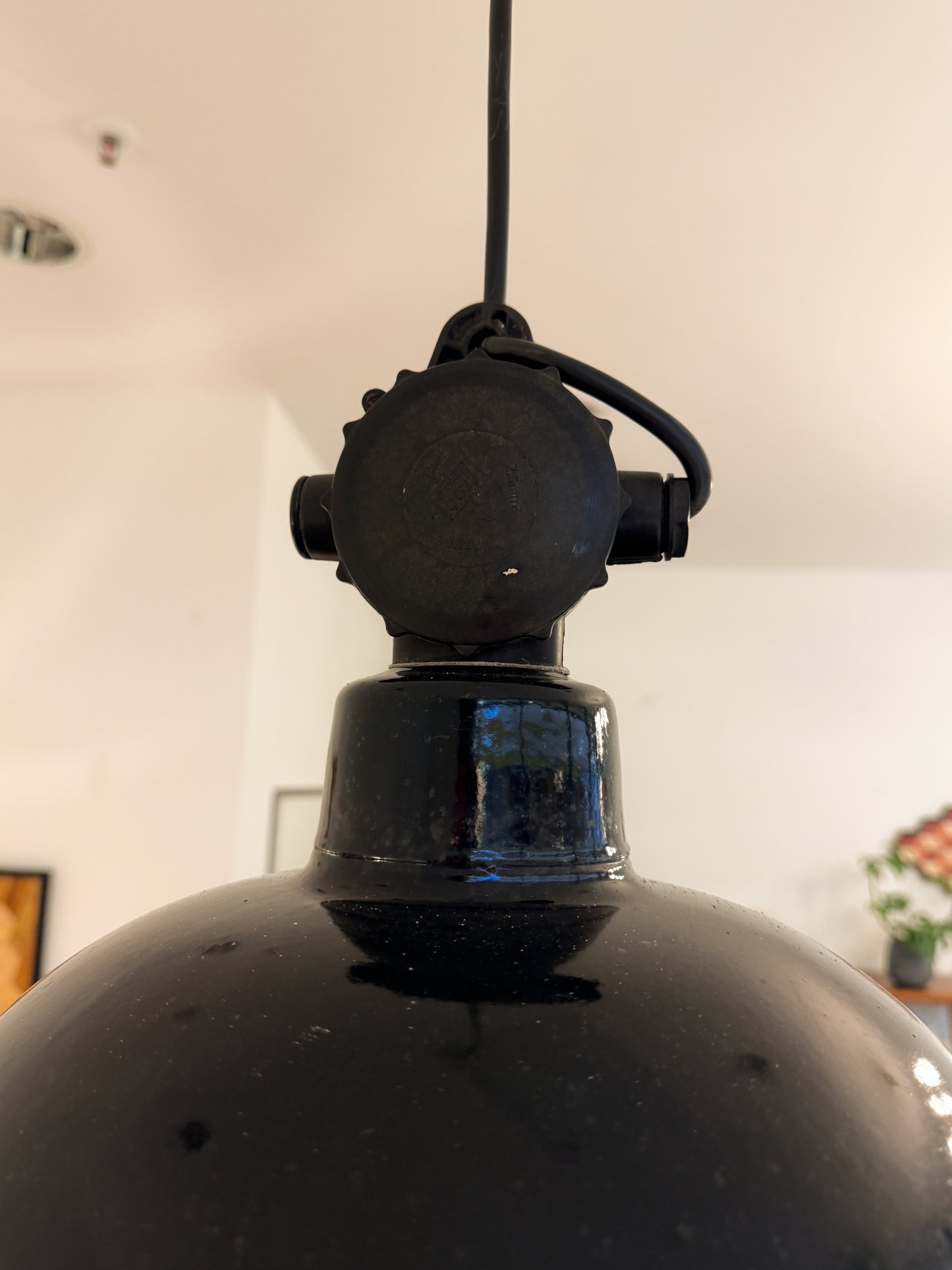 Original Industrie-Pendelleuchte LBD VEB Leuchtenbau Dresden 50er