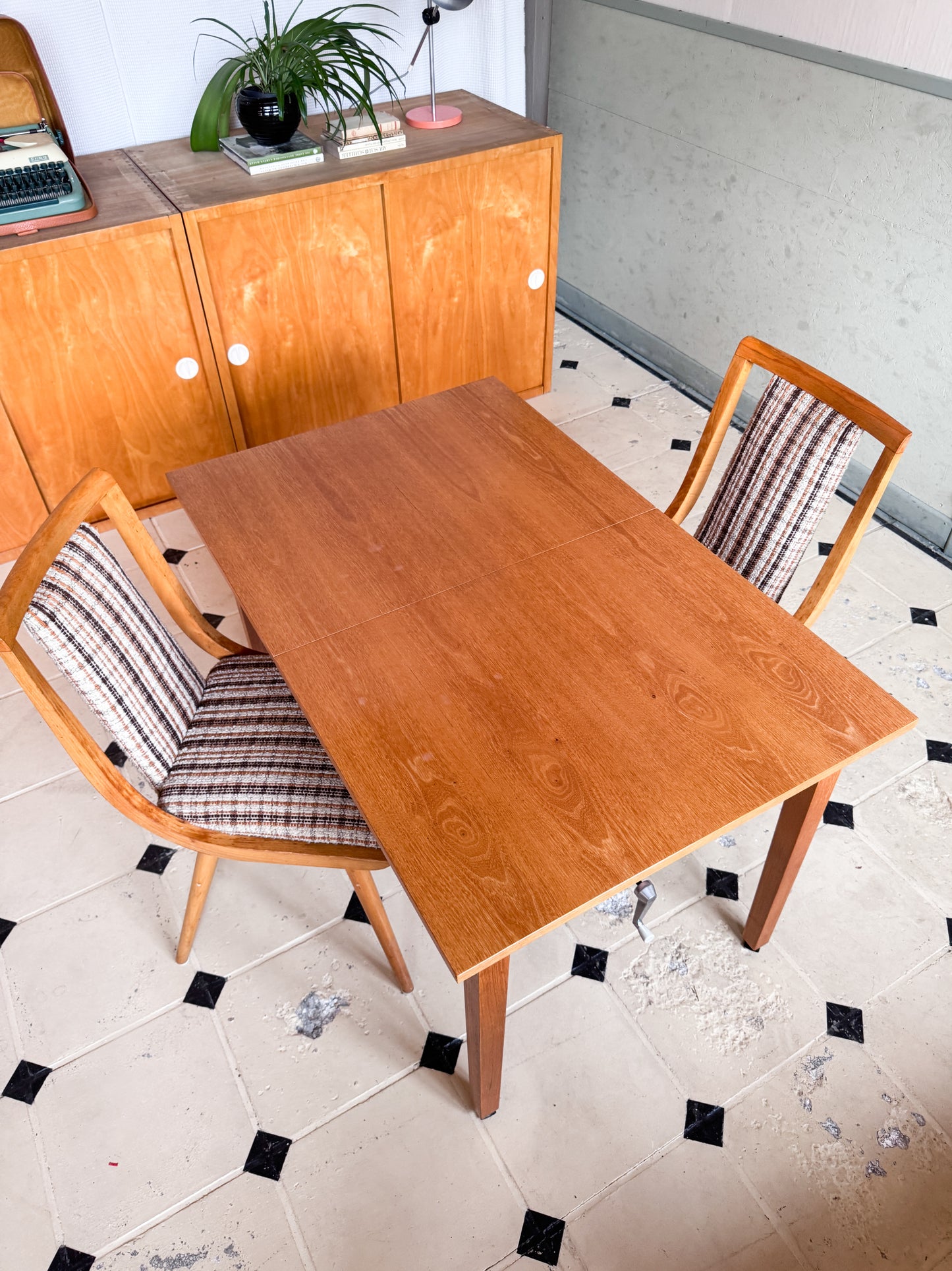 Set: Stühle & Esstisch ausziehbar 110x70 Reinicke & Andag 60er 70er