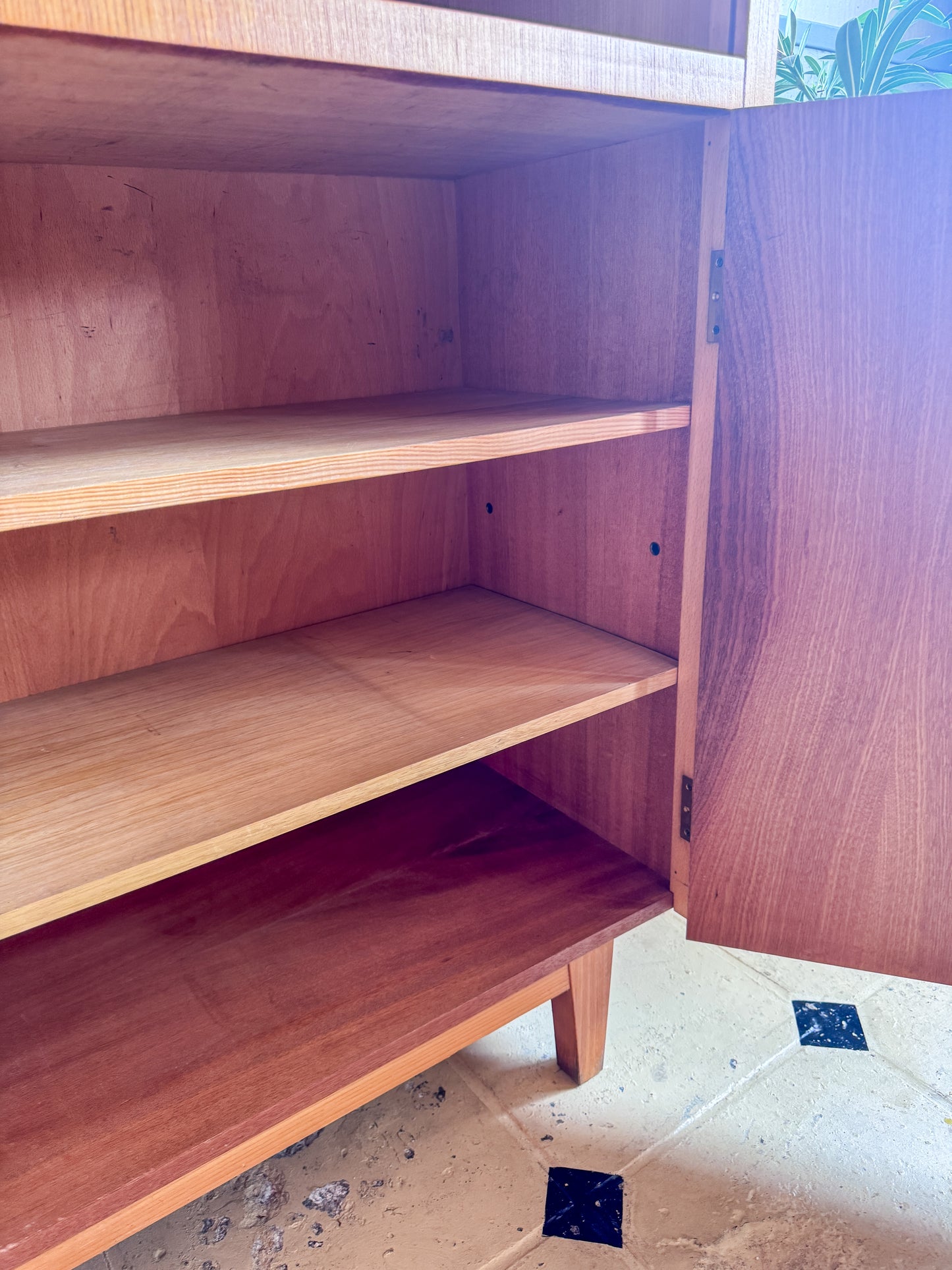 Vintage Vitrinenschrank / Bücherschrank von Reinicke & Andag Halle – 1960er Jahre