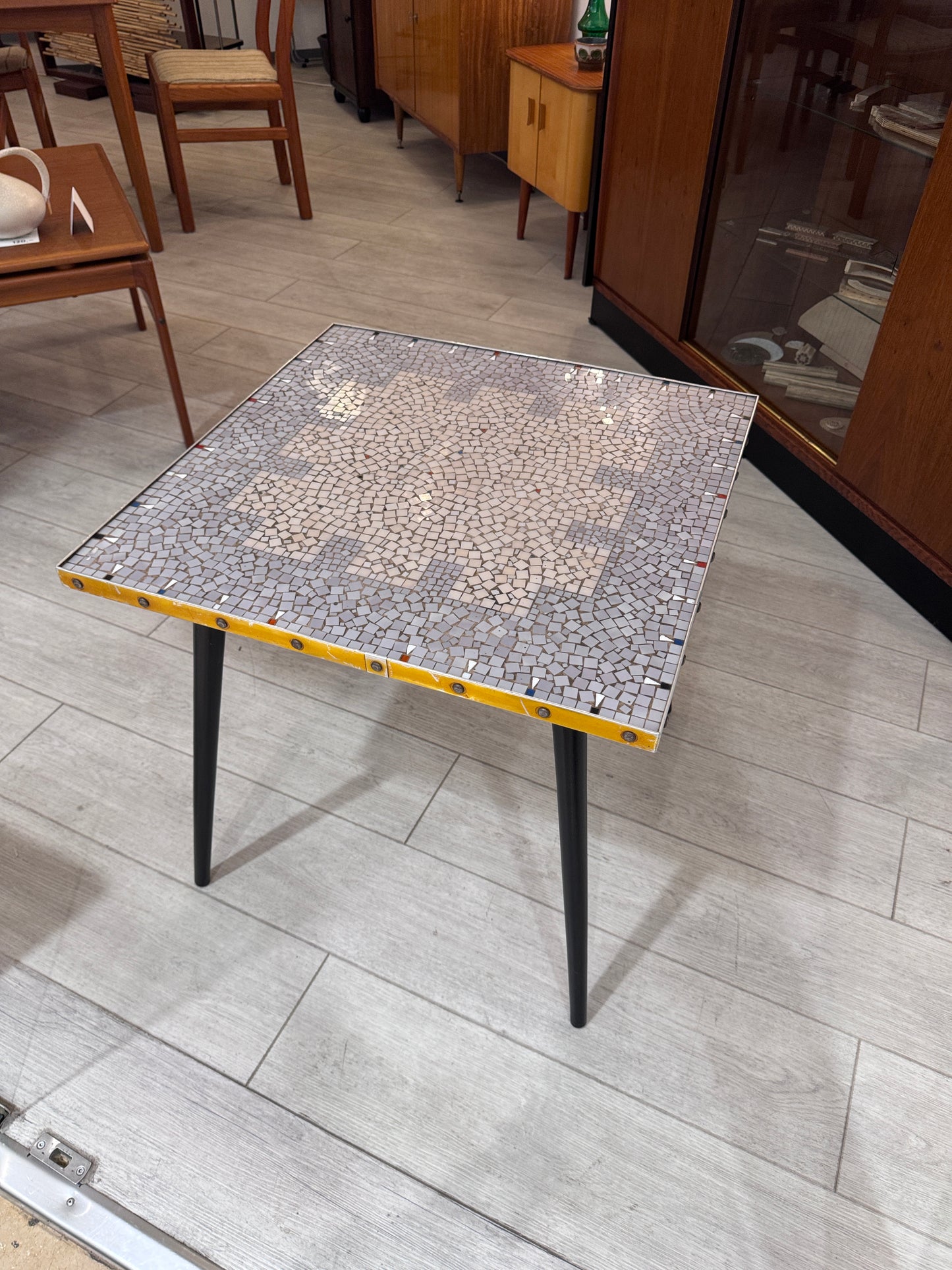 DDR Mosaik-Beistelltisch aus den 1960er Jahren