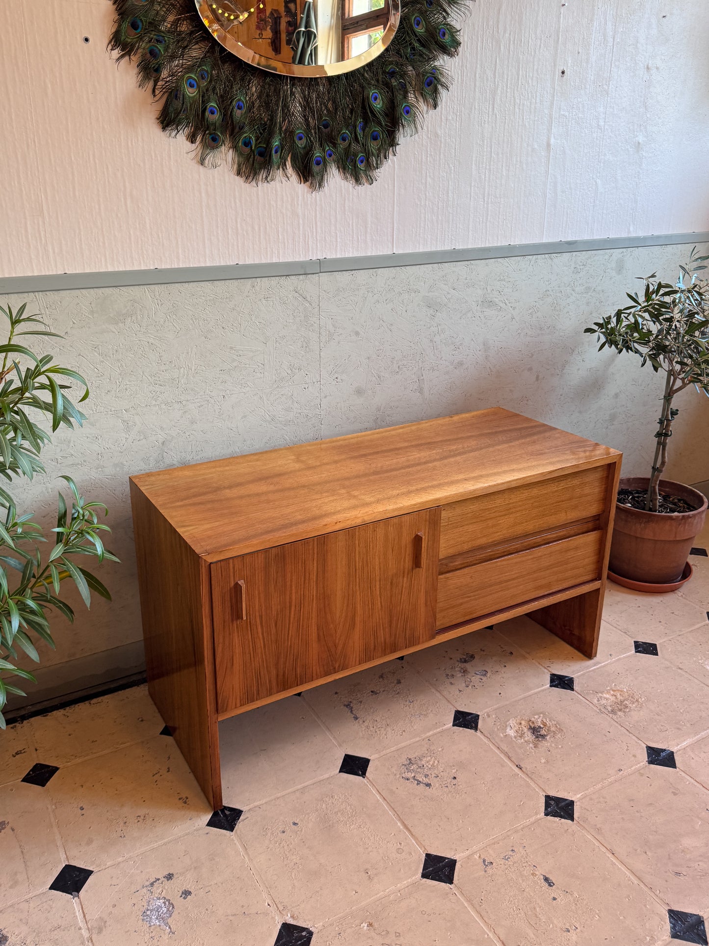 Teak Sideboard Kommode minimal Design Lowboard