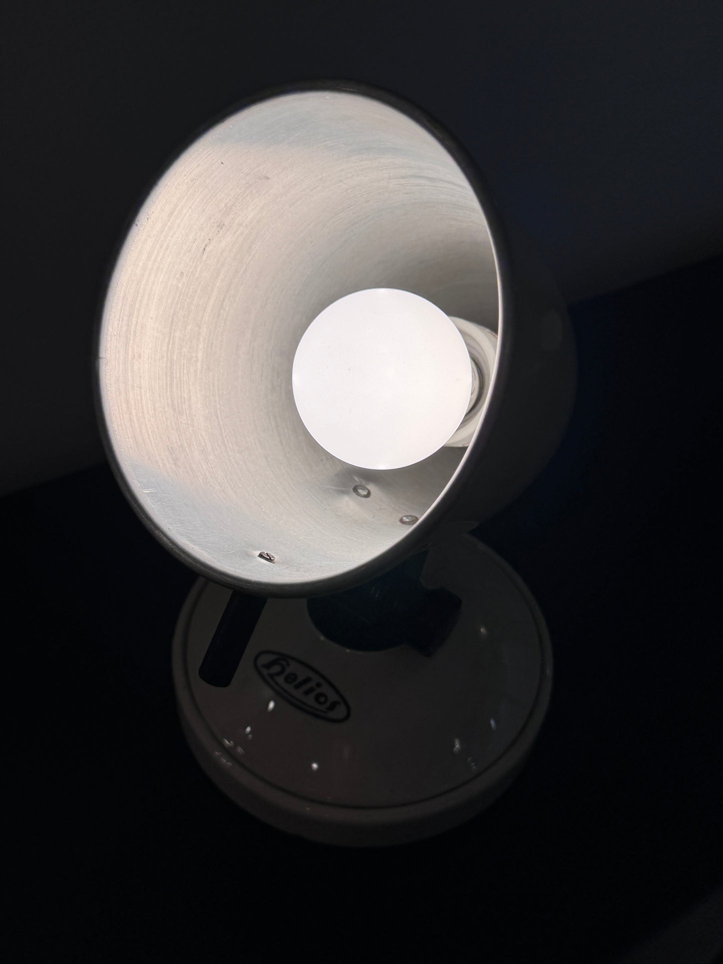 Helios Werk Zwenkau Tischlampe – Typ J, 1950er Jahre