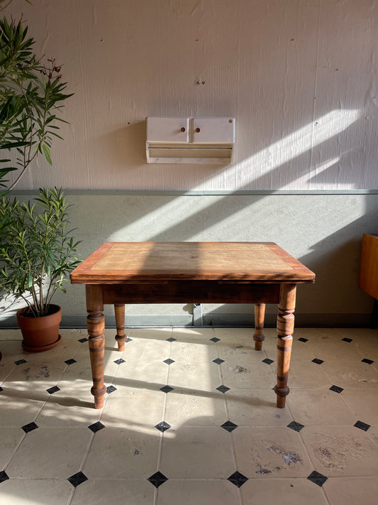 Esstisch Landhaus ausziehbar Massivholz Antik shabby