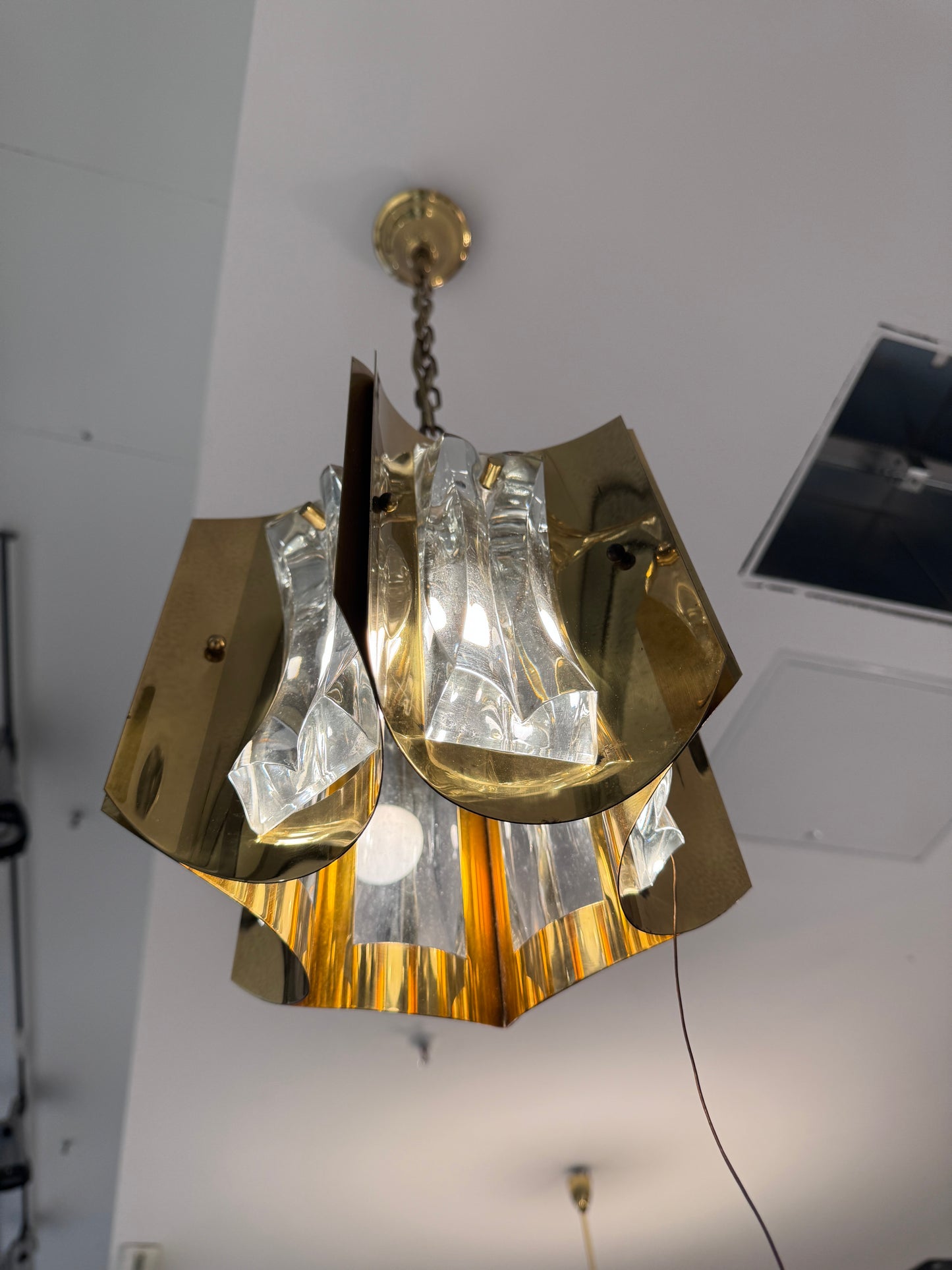 Vintage Pendelleuchte aus Messing und Glas, 1960er Jahre