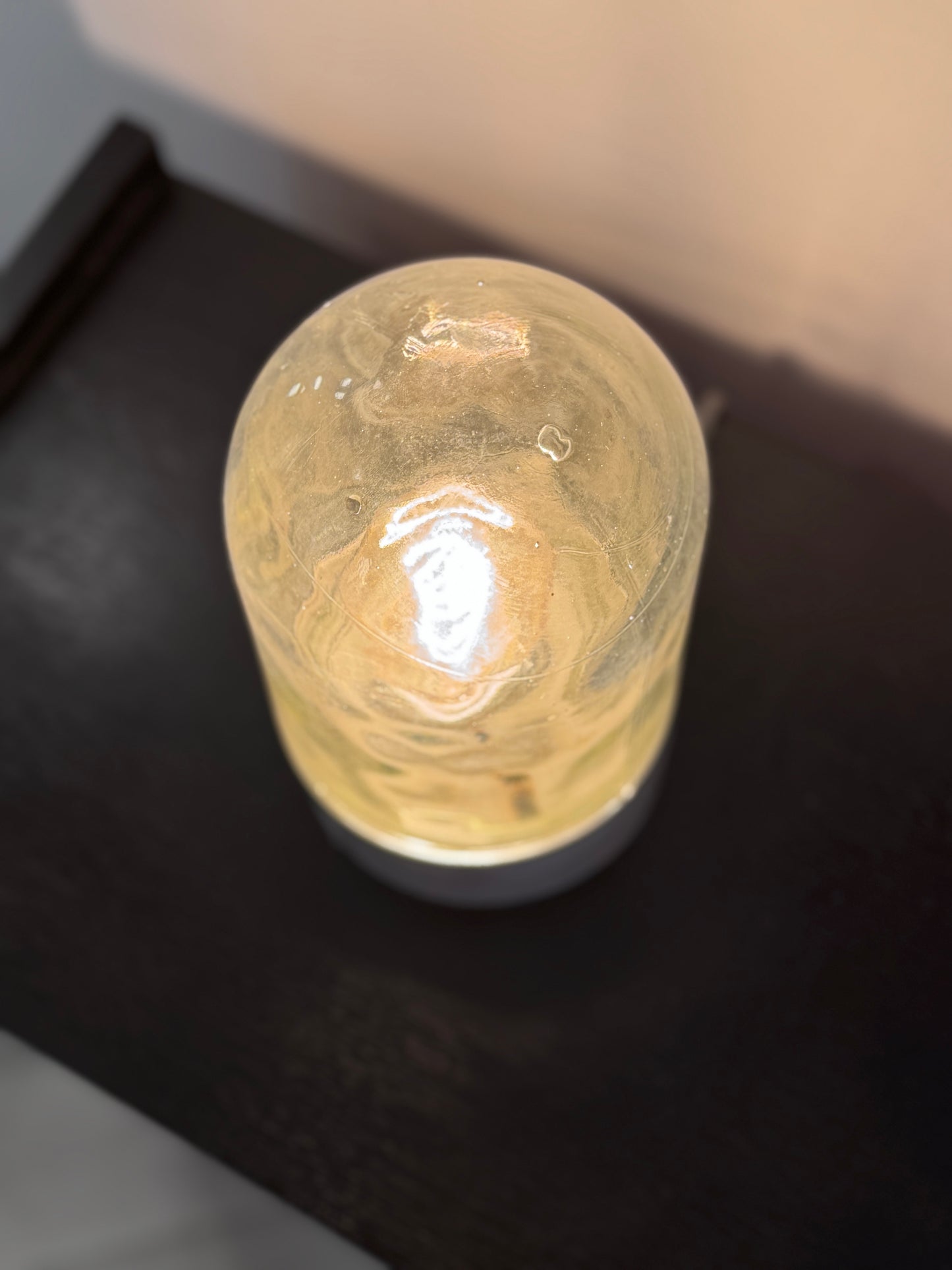 Vintage Industrielampe aus Glas Upcycling Tischlampe