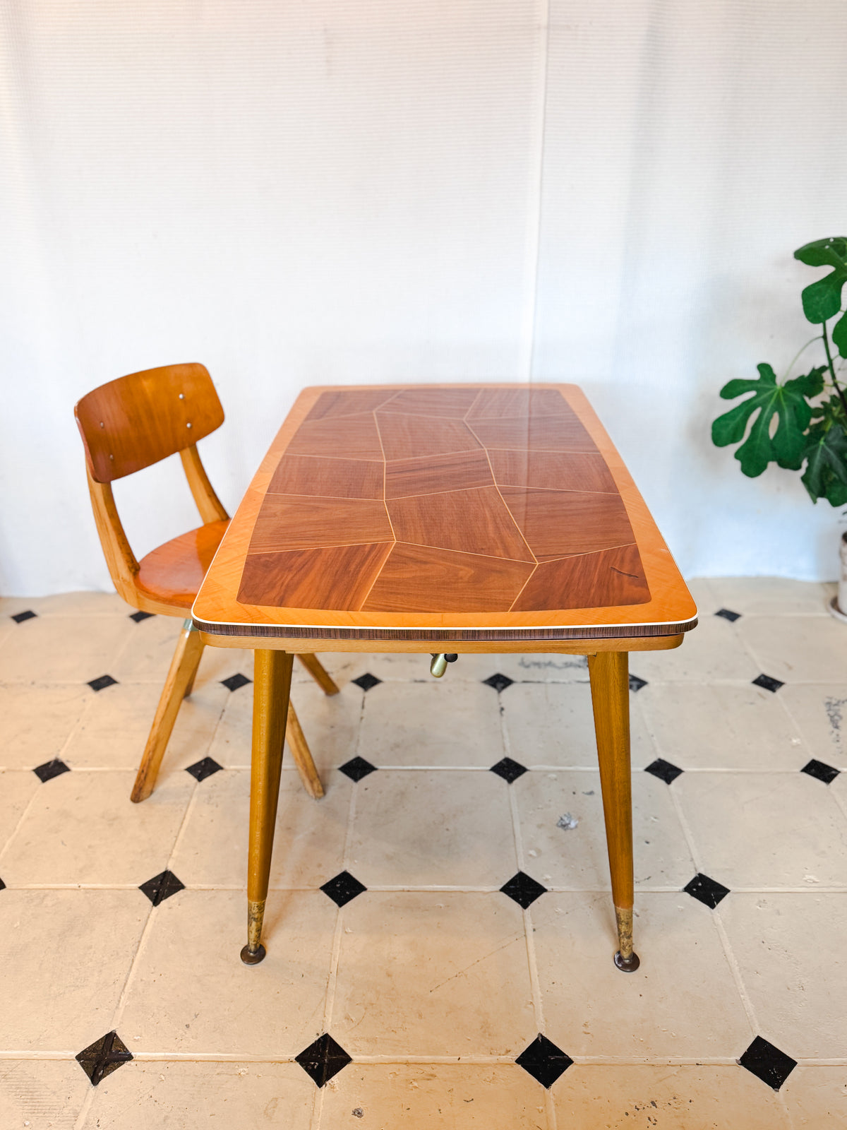Vintage Couchtisch, 1960er Jahre – ausziehbar & höhenverstellbar