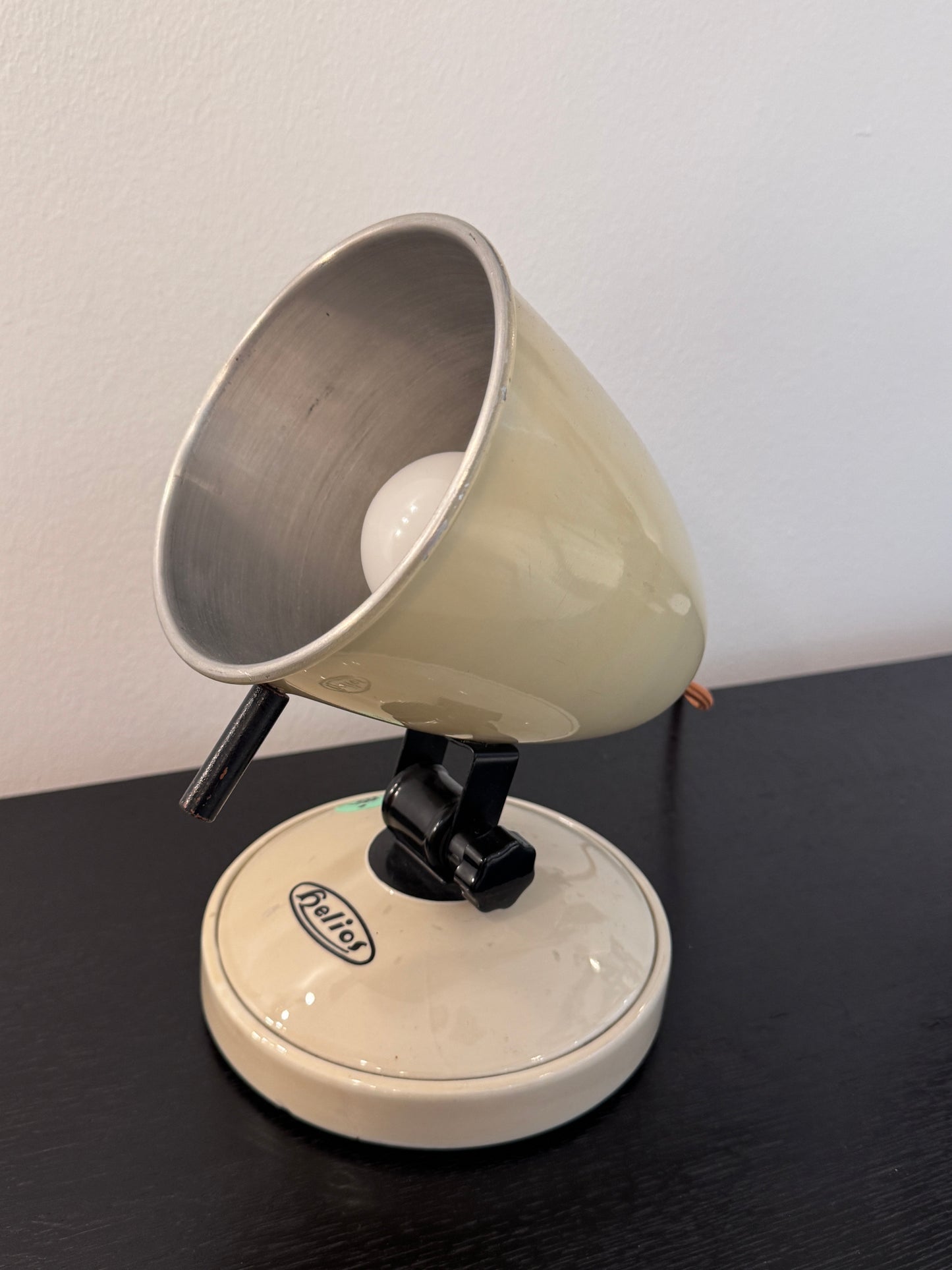 Helios Werk Zwenkau Tischlampe – Typ J, 1950er Jahre