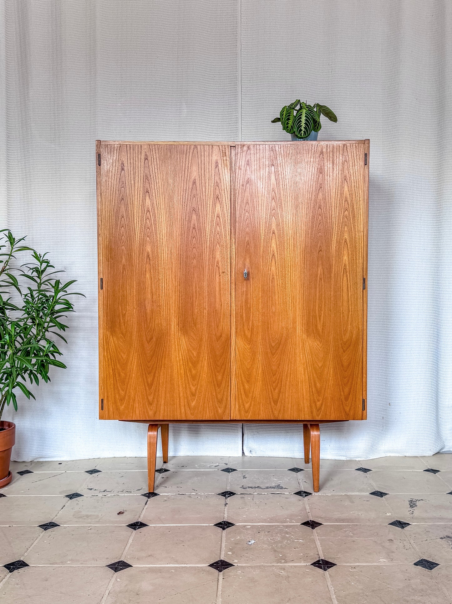 Hellerau Schrank Highboard 427/N Franz Ehrliche