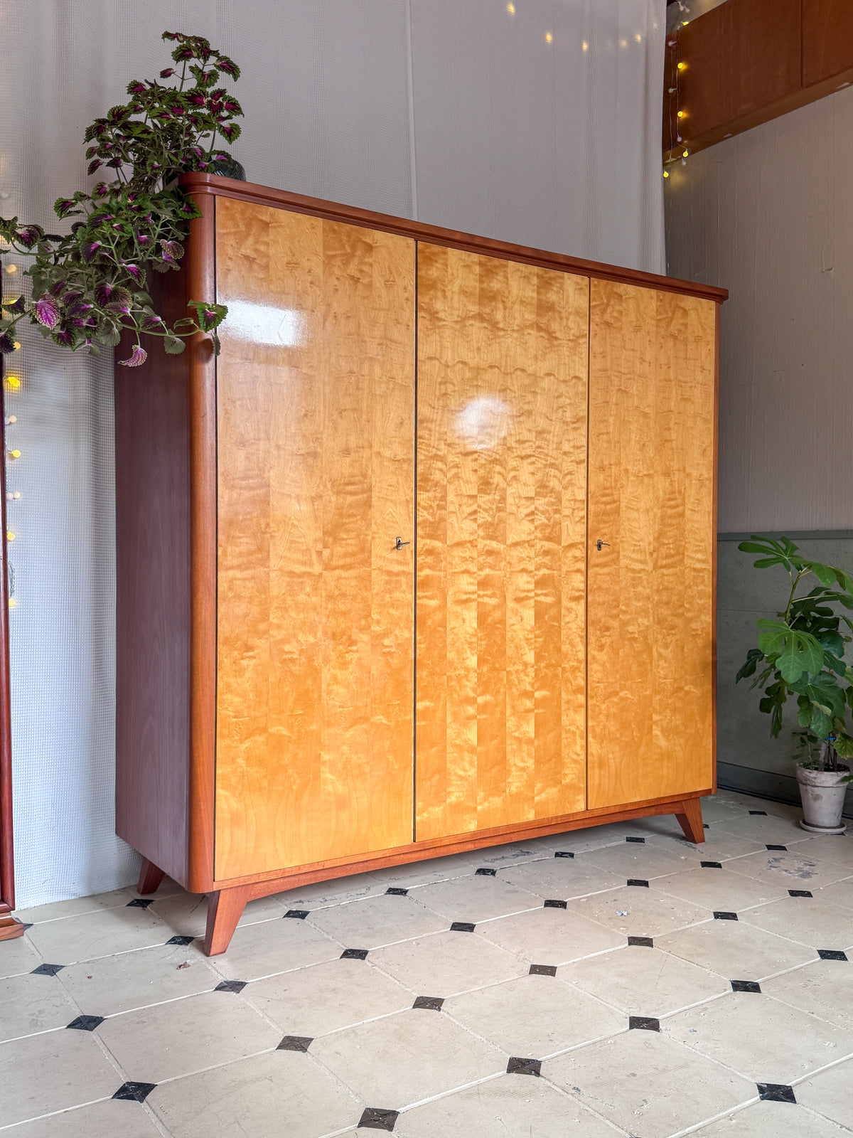 Vintage Kleiderschrank „Sonja“ Mid-Century aus Thüringen