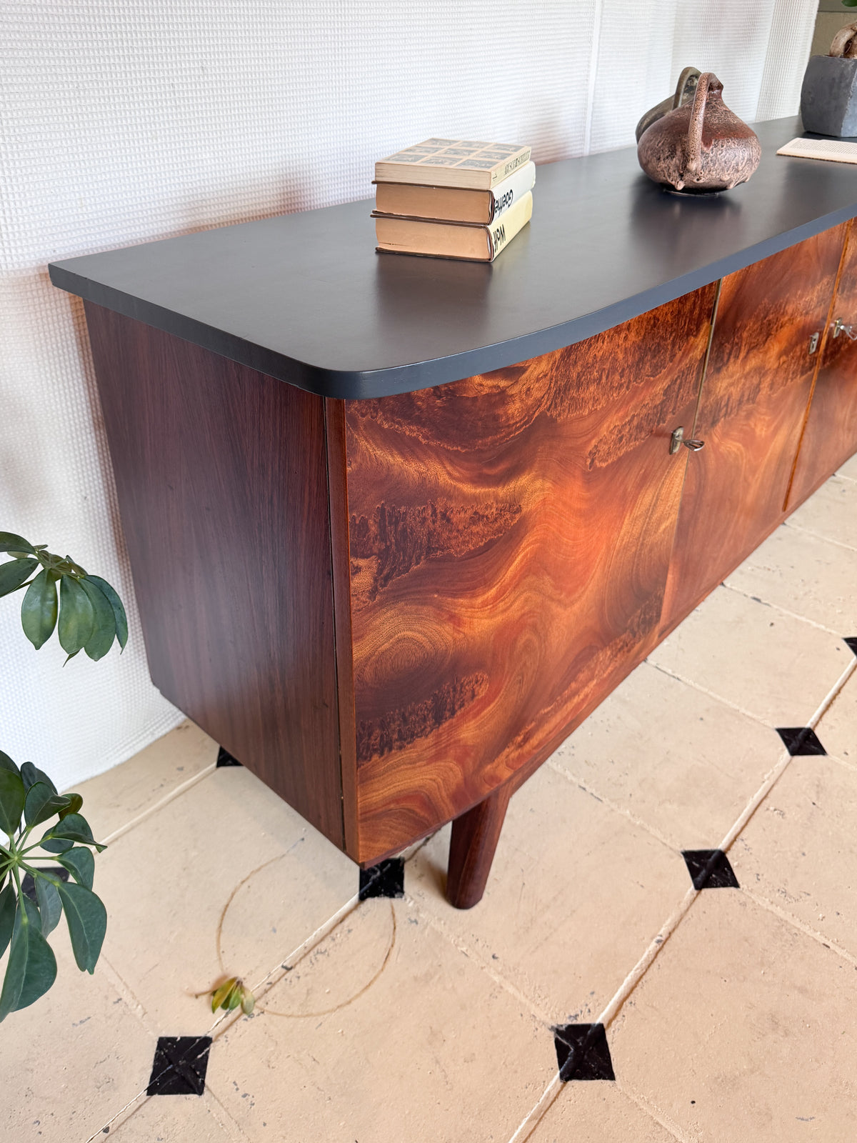 Sideboard TV Board Nussbaum Vollholz 60er Lowboard