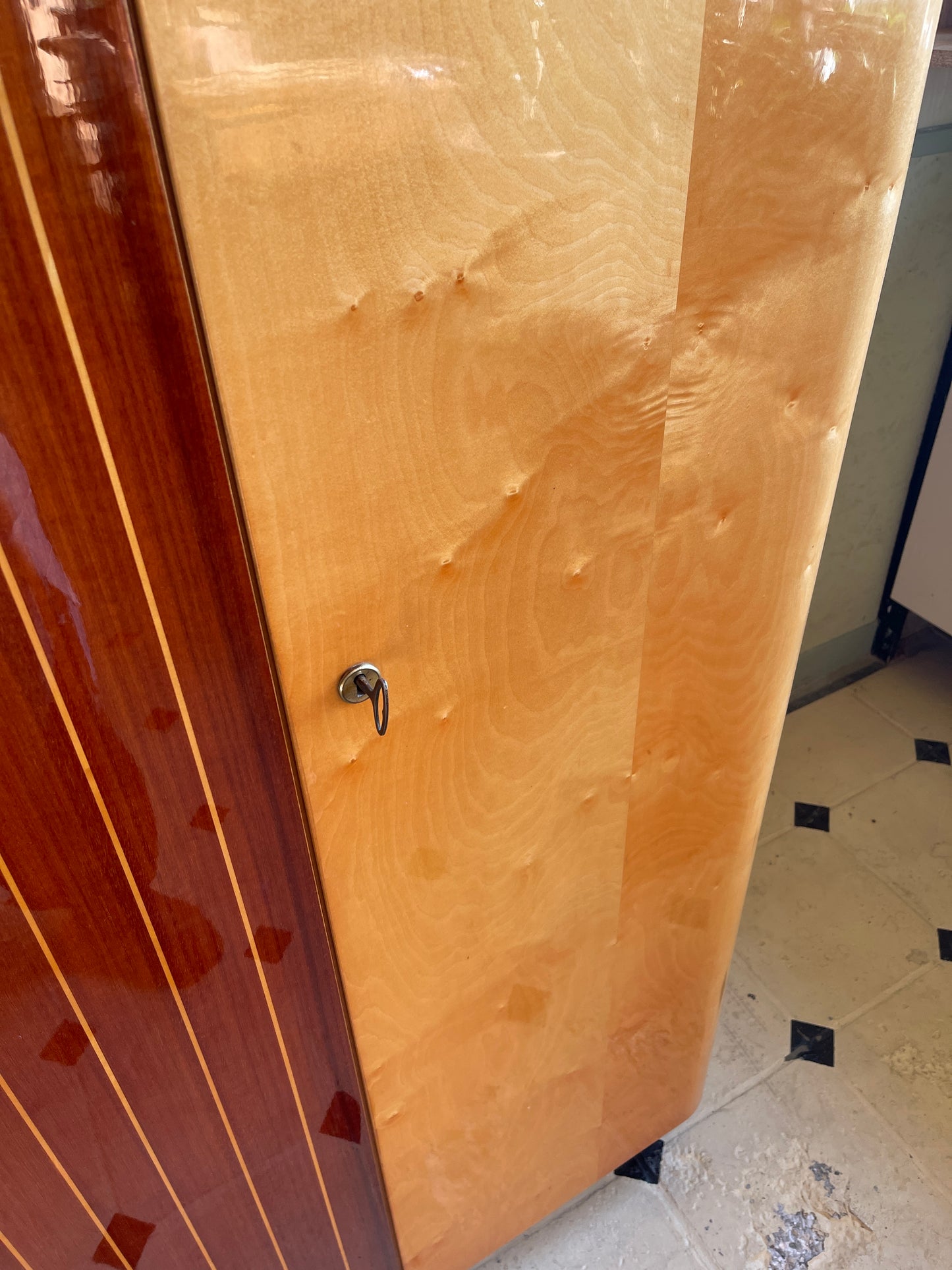 Kleiderschrank 60er 5-türig Rarität Mahagoni Birke 225 cm